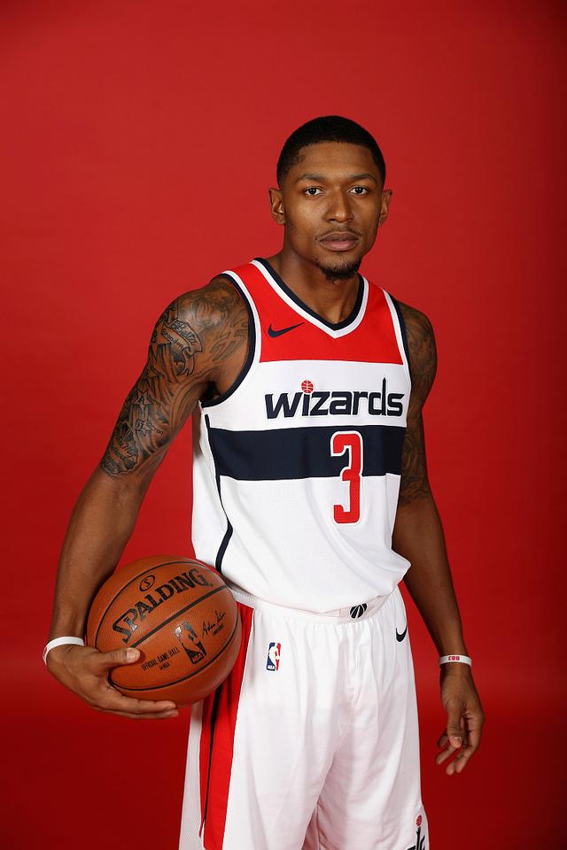 九游体育app官方下载-赛后NBA总决赛传出新动向，菲尼克斯太阳迎来里程碑，管理层表态——引发热议，球队文化再被提及的简单介绍